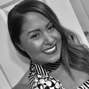 Meet your Posher, Angi